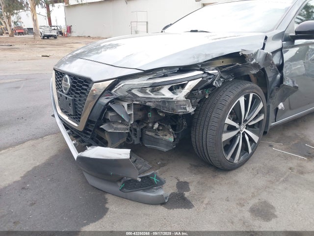 1N4BL4CVXKC176558 Nissan 2019