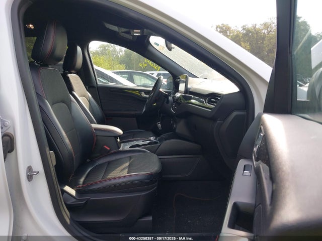 2023 FORD ESCAPE 1FMCU9MN6PUA58916 Photo 4