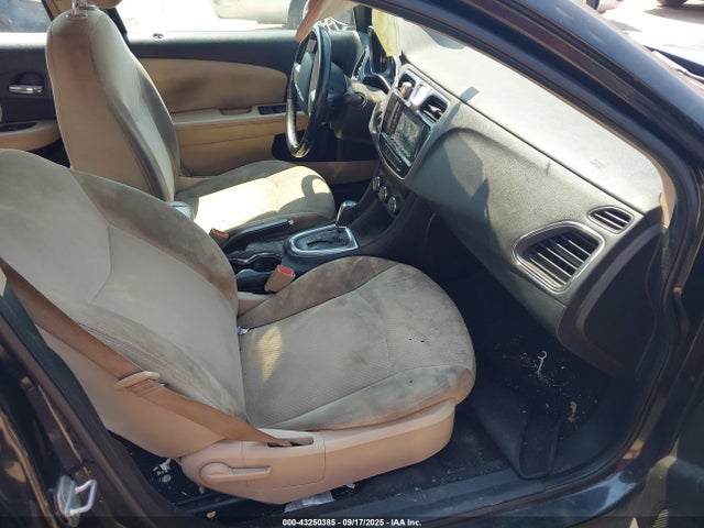 Продажа на аукционе авто 2011 Chrysler 200 Touring, vin: 1C3BC1FG0BN503225, номер лота: 43250385