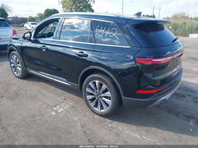 2022 LINCOLN CORSAIR 5LMCJ2C90NUL16412 Photo 2