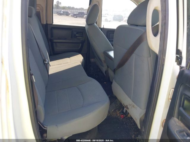 2019 RAM 1500 CLASSIC 1C6RR7FG9KS623965 Photo 7