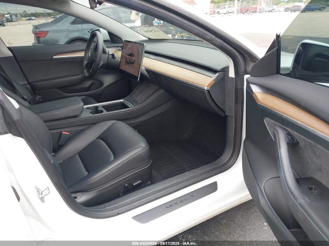 2023 TESLA MODEL 3 5YJ3E1EA3PF552450 Photo 4