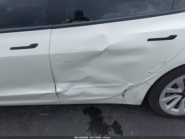 2023 TESLA MODEL 3 5YJ3E1EA3PF552450 Photo 5