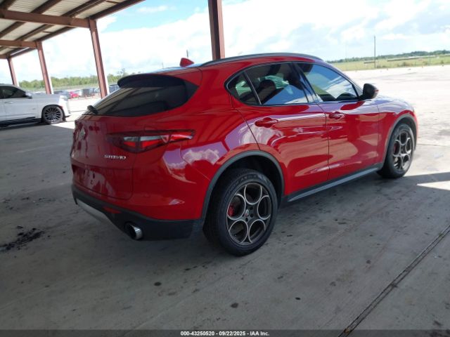 2018 ALFA ROMEO STELVIO ZASFAKPN1J7B58593 Photo 3