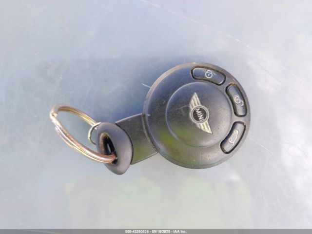 2008 MINI COOPER WMWMF335X8TT66516 Photo 10