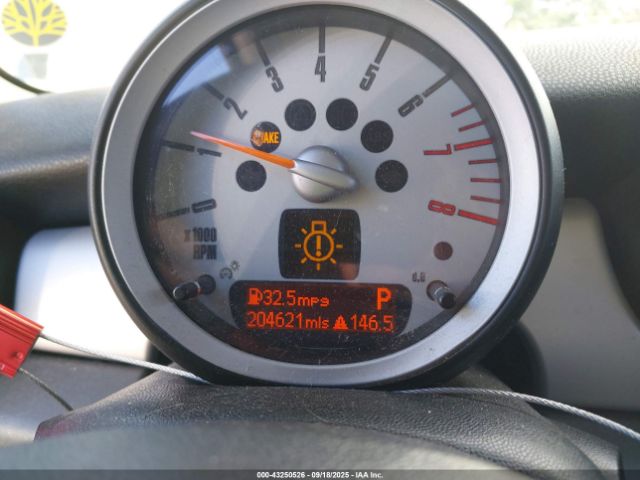 2008 MINI COOPER WMWMF335X8TT66516 Photo 6