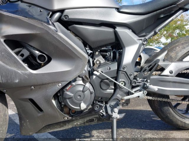 2024 YAMAHA YZFR7 JYARM38E6RA010578 Photo 8