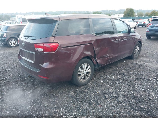 KIA 2017 2017 KNDMB5C19H6282158 Image 4