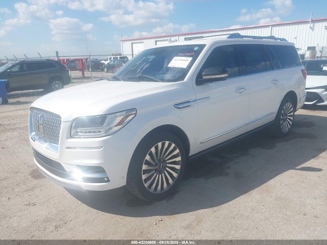 5LMJJ3LT0JEL08050 Lincoln Navigator L Reserve