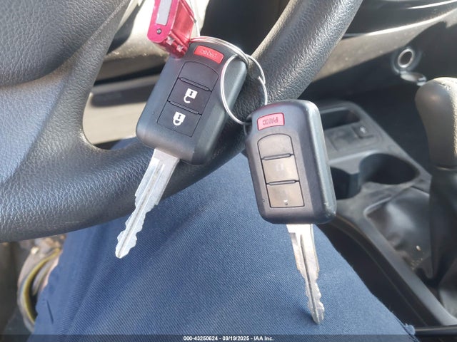 Mitsubishi 2018 2018 ML32A3HJ3JH006109 Image 11