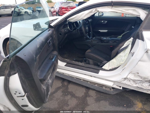 Ford 4v 2022 1FA6P8TH4N5123449 Image 5
