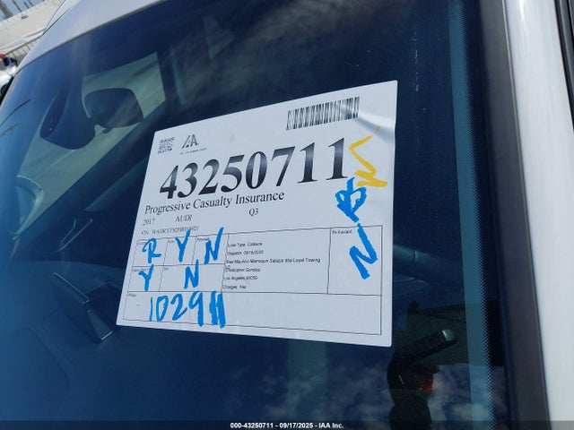 WA1BCCFS2HR015921 Audi Q3