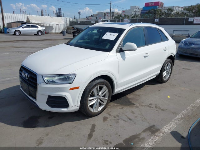 2017 AUDI Q3 WA1BCCFS2HR015921 Photo 1