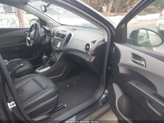 1G1JE6SB3F4124247 Chevrolet LUV