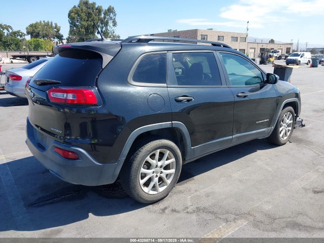 1C4PJLAB4GW222321 Jeep 2016