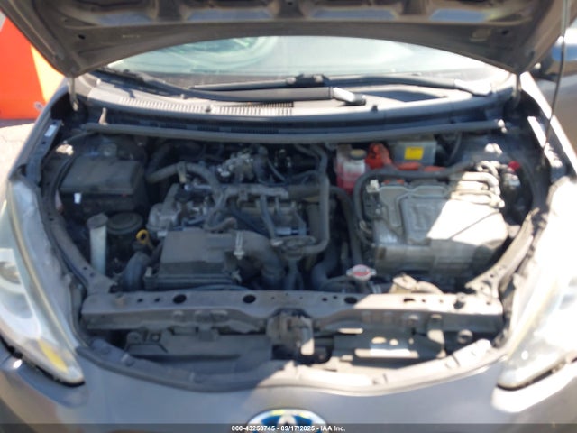 JTDKDTB38F1111002 Toyota 1nz-fxe+1lm