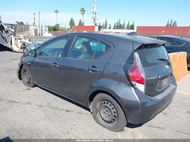 JTDKDTB38F1111002 Toyota 1nz-fxe+1lm