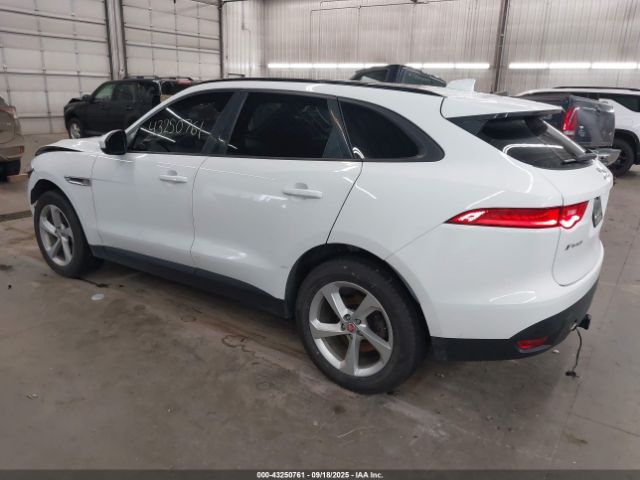 2018 JAGUAR F-PACE SADCJ2FX1JA322253 Photo 2