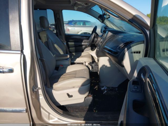 2016 CHRYSLER TOWN & COUNTRY 2C4RC1CG7GR104241 Photo 4