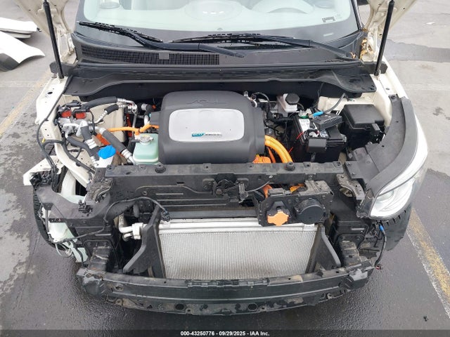 KIA motor (3-phase ac) 2017 KNDJP3AE4H7021092 Image 10