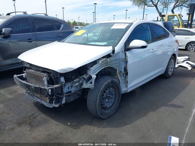 Hyundai gamma ii 2021 3KPC24A67ME138455 Image 2