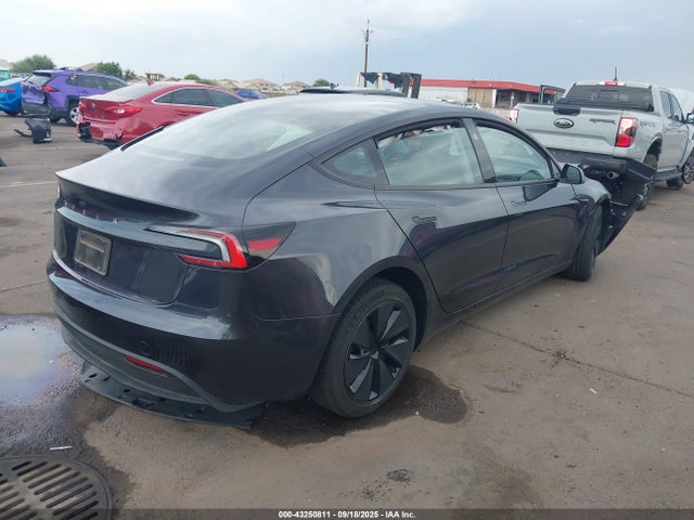 2025 TESLA MODEL 3 5YJ3E1EA1SF916213 Photo 3