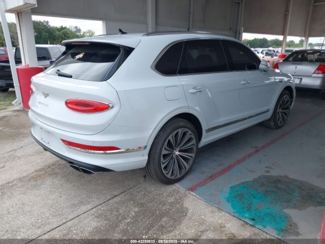 2022 BENTLEY BENTAYGA SJAAM2ZV5NC017127 Photo 3