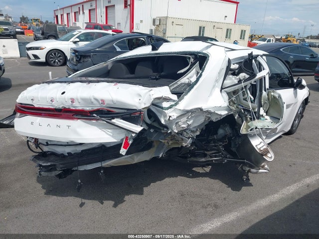 KMHLM4DJXSU167453 Hyundai Elantra Hybrid Blue