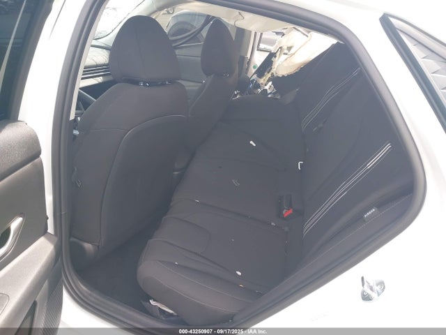 KMHLM4DJXSU167453 Hyundai Elantra Hybrid Blue