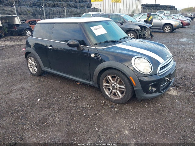 2013 MINI HARDTOP WMWSU3C50DT374065 Photo 0