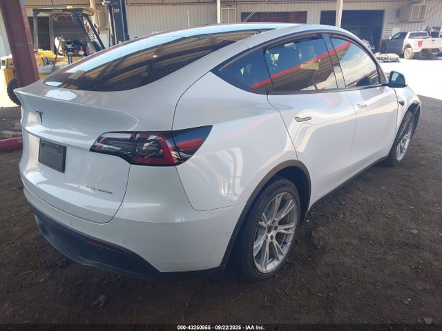 2021 TESLA MODEL Y 5YJYGDEE2MF161838 Photo 3