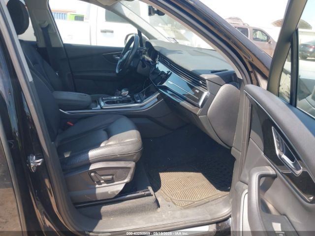 2021 AUDI Q7 WA1LXAF78MD020430 Photo 4