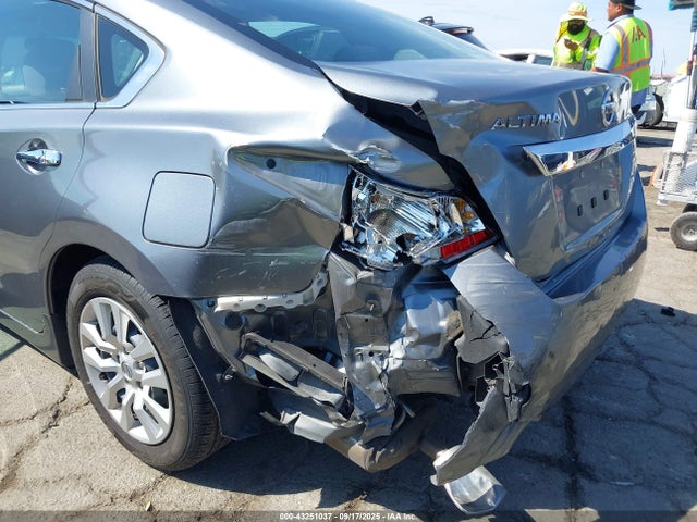 Nissan Altima 2015 1N4AL3AP9FC478035 Image 6