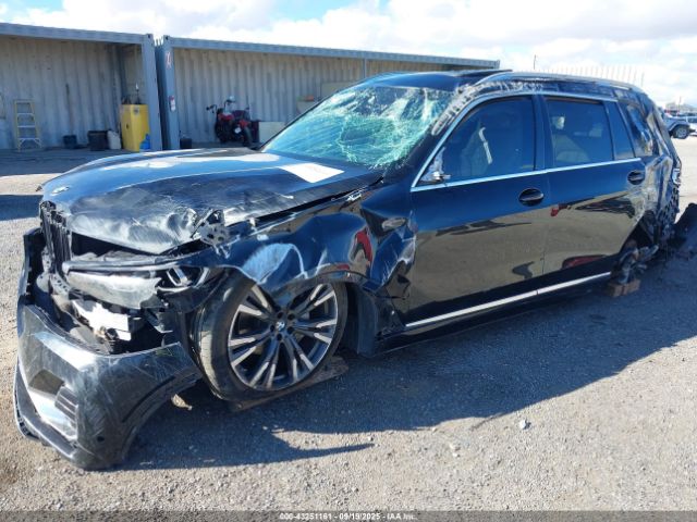 2020 BMW X7 5UXCW2C02L9B47991 Photo 1
