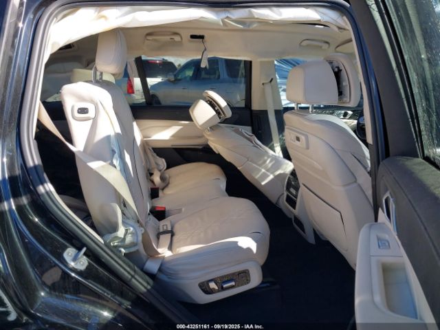 2020 BMW X7 5UXCW2C02L9B47991 Photo 7