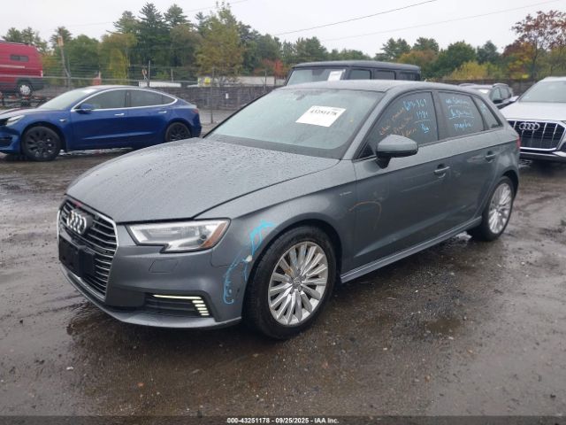 2017 AUDI A3 E-TRON WAUUPBFF0HA054888 Photo 1