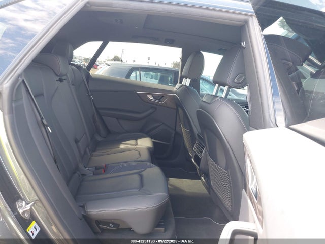 2021 AUDI Q8 WA1EVAF19MD037876 Photo 7