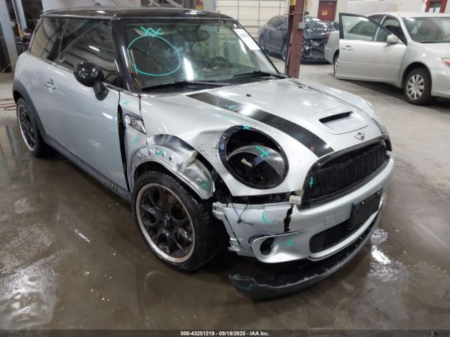 2009 MINI COOPER S WMWMF73519TT99977 Photo 5
