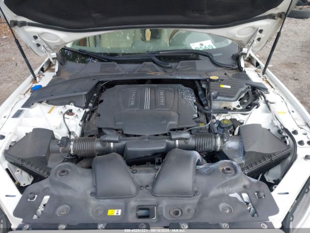 2012 JAGUAR XJ SAJWA1CB1CLV29729 Photo 9