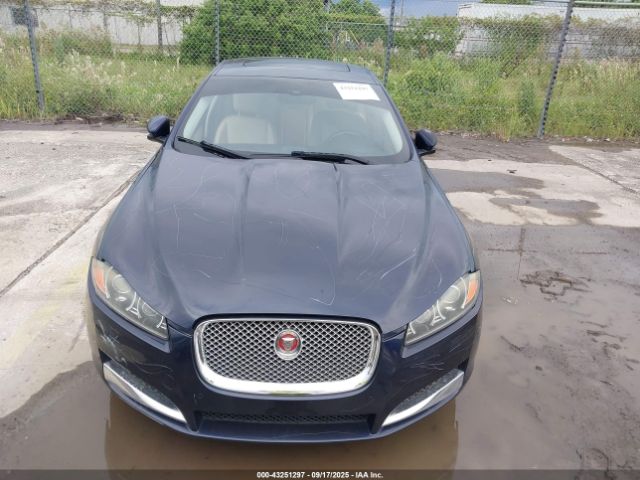 2015 JAGUAR XF SAJWA0FSXFPU75219 Photo 5