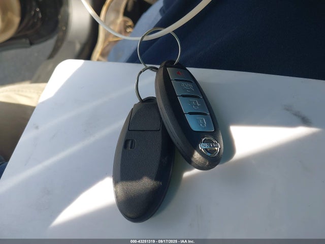 1N4AL3AP8FN877135 Nissan 2015