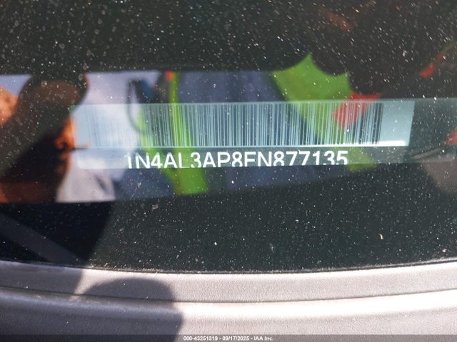 1N4AL3AP8FN877135 Nissan 2015