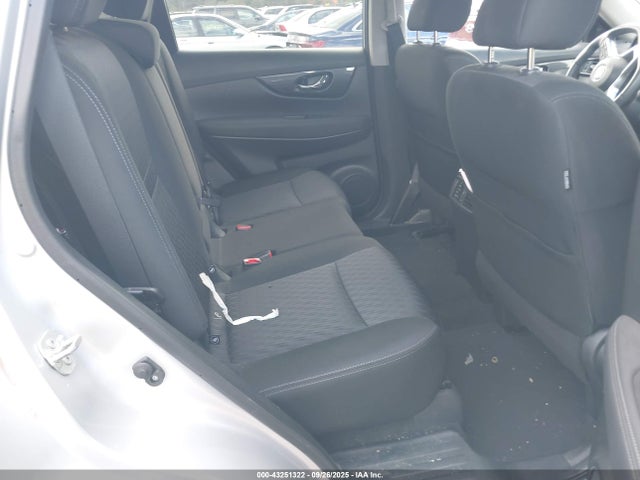 Nissan 2018 2018 KNMAT2MV2JP507830 Image 8