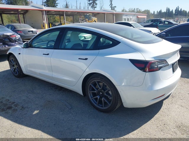 2021 TESLA MODEL 3 5YJ3E1EA5MF098021 Photo 2