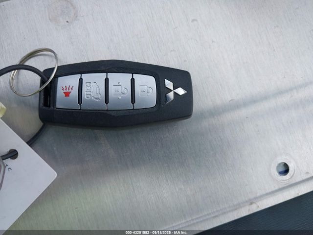 2024 MITSUBISHI OUTLANDER JA4J4VA86RZ039334 Photo 10