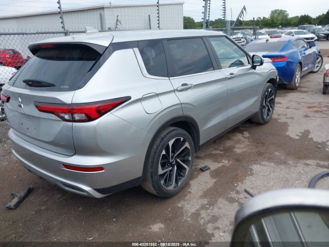 2024 MITSUBISHI OUTLANDER JA4J4VA86RZ039334 Photo 3