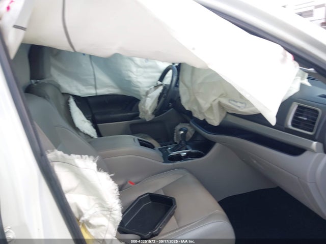 5TDKZRFH4HS517133 Toyota 2gr-fks