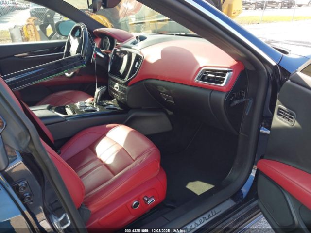 2021 MASERATI GHIBLI ZAM57YSSXM1365764 Photo 4