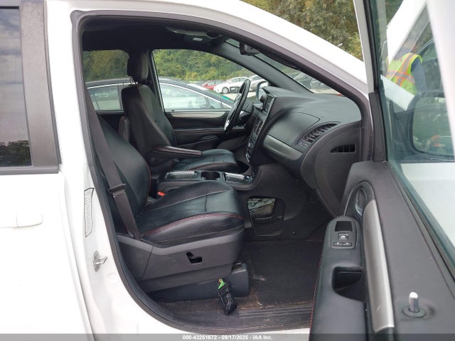 Продаж на аукціоні авто 2019 Dodge Grand Caravan Gt, vin: 2C4RDGEG6KR689402, номер лоту: 43251672