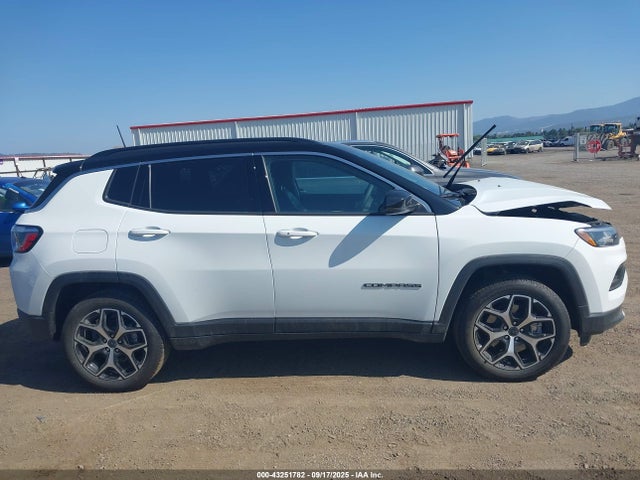 Jeep 2025 2025 3C4NJDCN5ST613481 Image 13